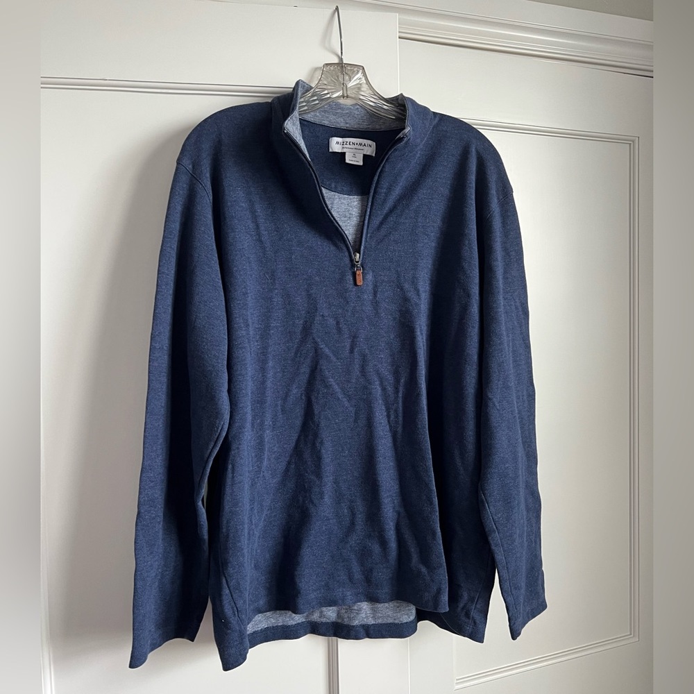 Mizzen and Main men’s lightweight dress pullover